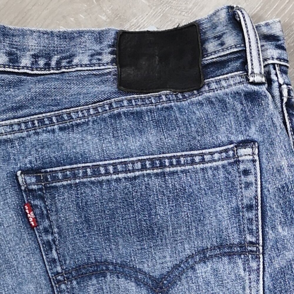 COPY - Levi's Men's 508 Size 36/32 Straight Leg Medium Wash Blue Jeans